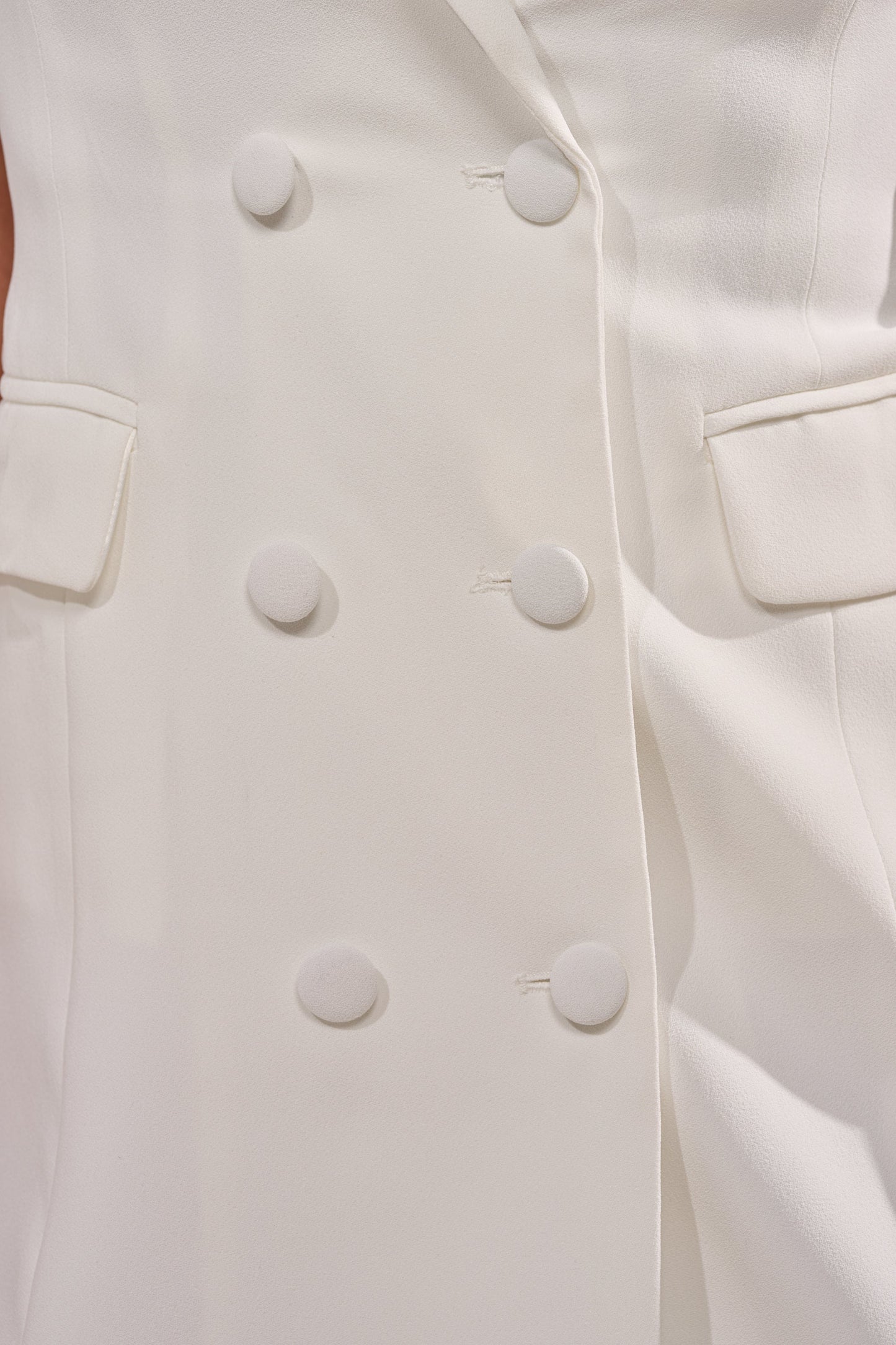 A LA MODE MINI BLAZER DRESS IN WHITE