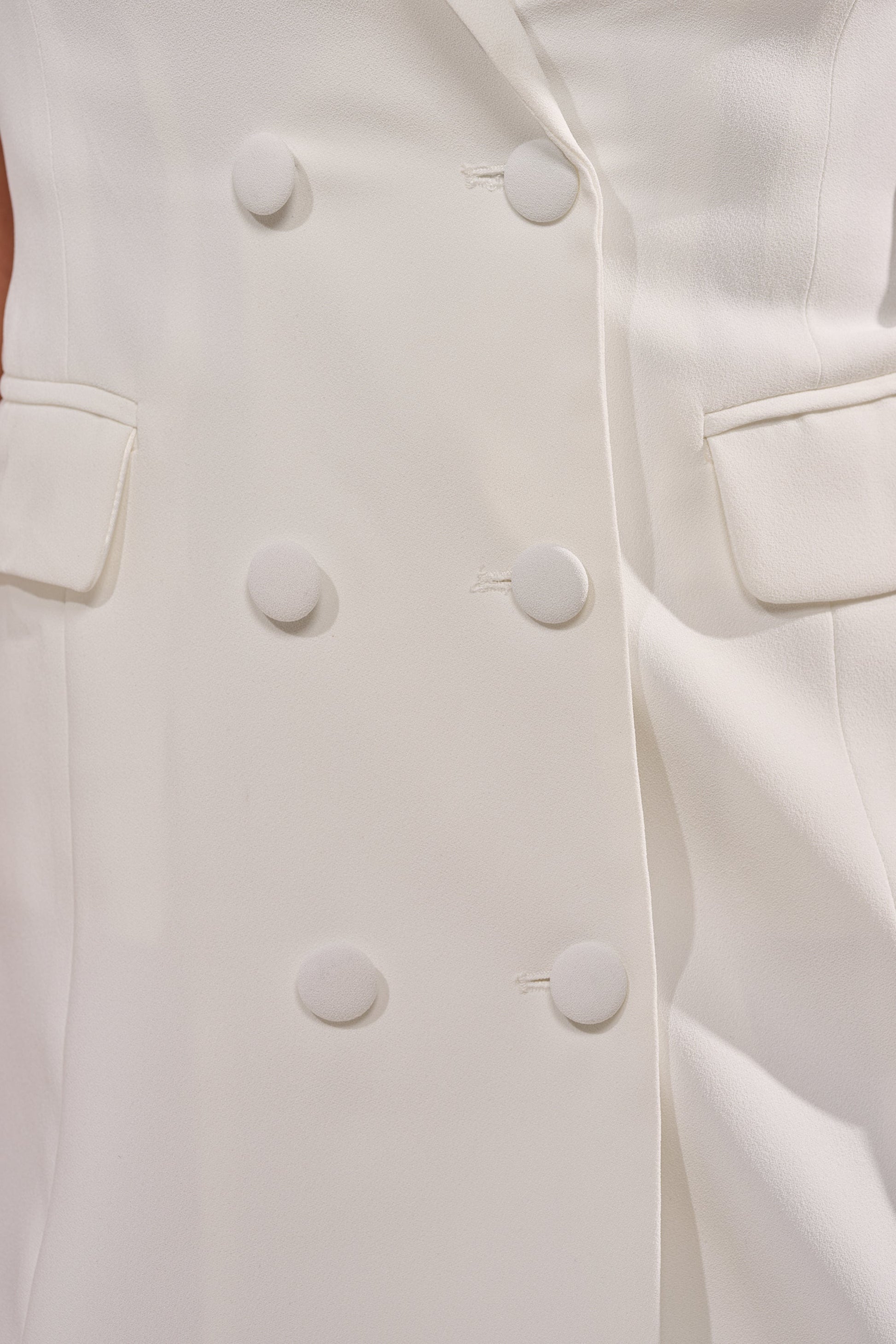 A LA MODE MINI BLAZER DRESS IN WHITE