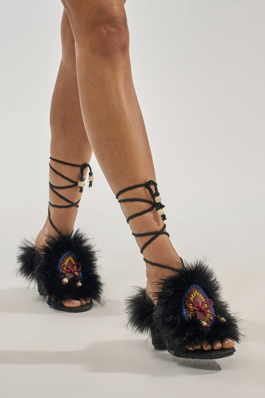 AKIRA GOLD UMIKA BLACK FUR BLOCK SANDAL