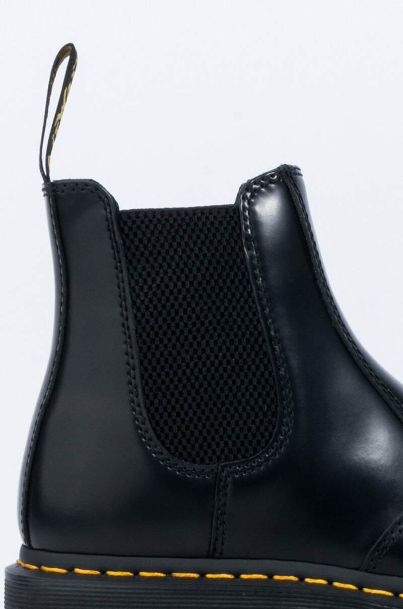 2976 DR MARTENS DR. MARTENS 29786 CHUNKY CHELSEA BOOT