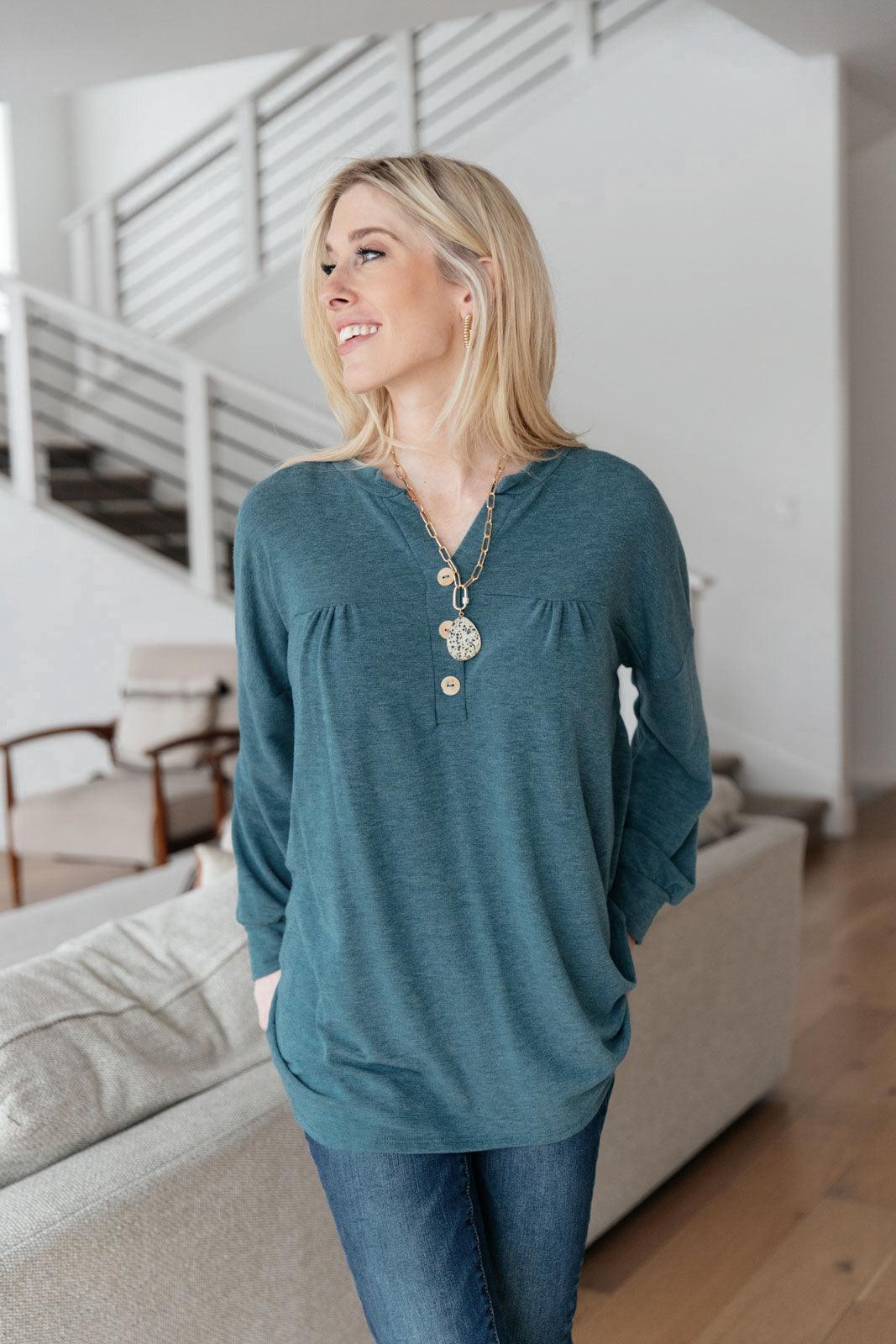 Hazel Blues® | Moon Bay Top In Blue